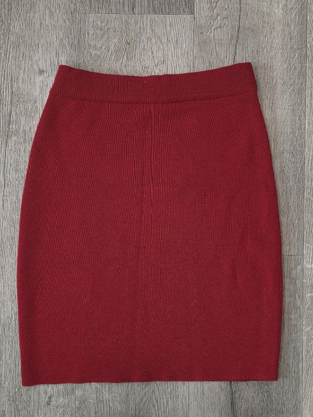 Lord & Taylor American Petite Red Extra-Fine Merino Wool Pencil Skirt S PETITE - Picture 5 of 5